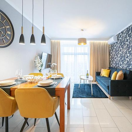 Apartament 55M2 - Darmowy Garaz - Klimatyzacja - Centrum - 24Na7 فروتسواف المظهر الخارجي الصورة