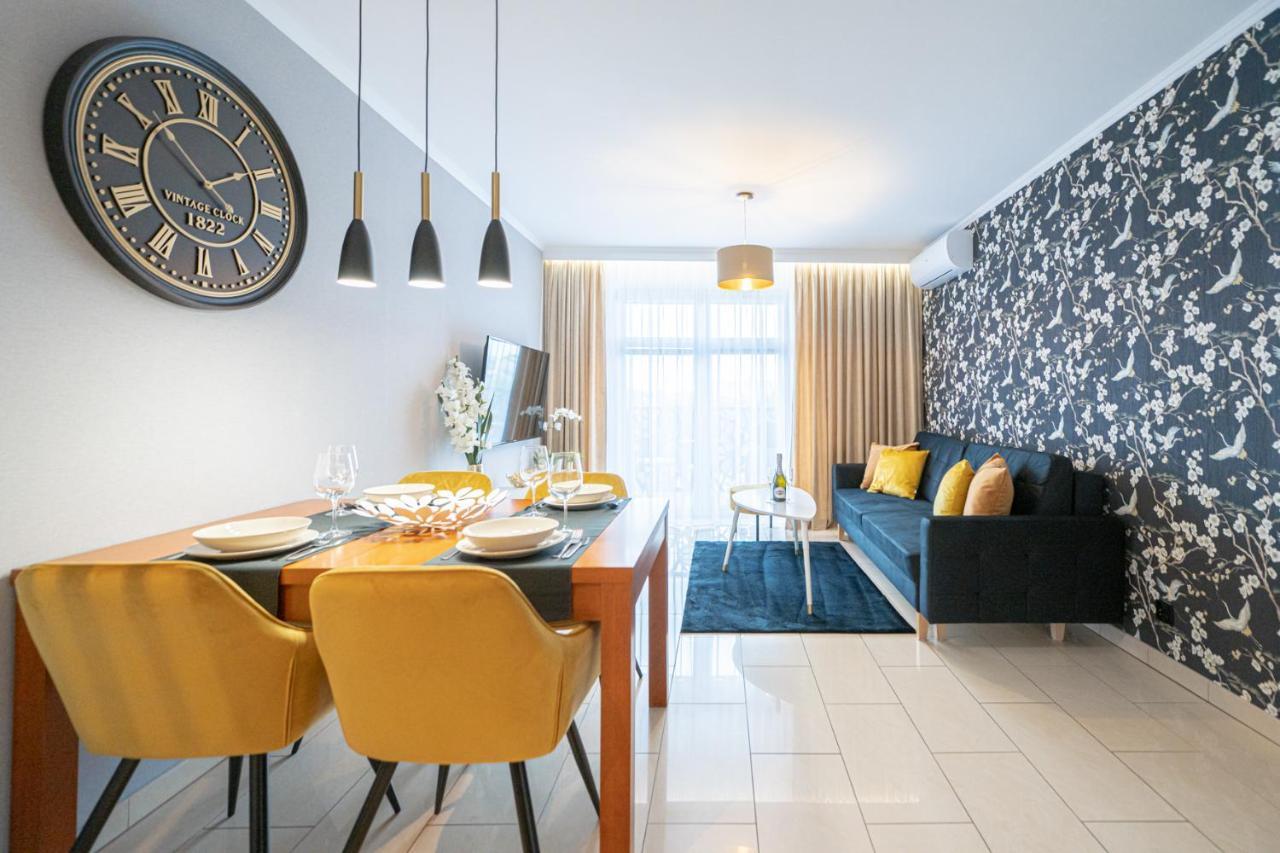 Apartament 55M2 - Darmowy Garaz - Klimatyzacja - Centrum - 24Na7 فروتسواف المظهر الخارجي الصورة